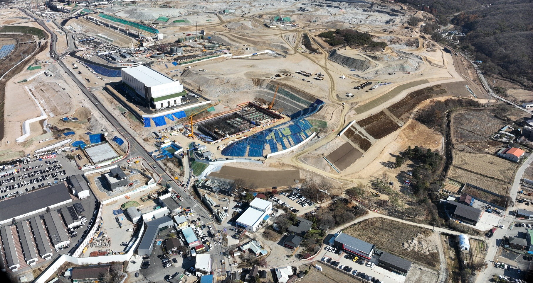 25년 11월 [현장 남측-동측 전경]